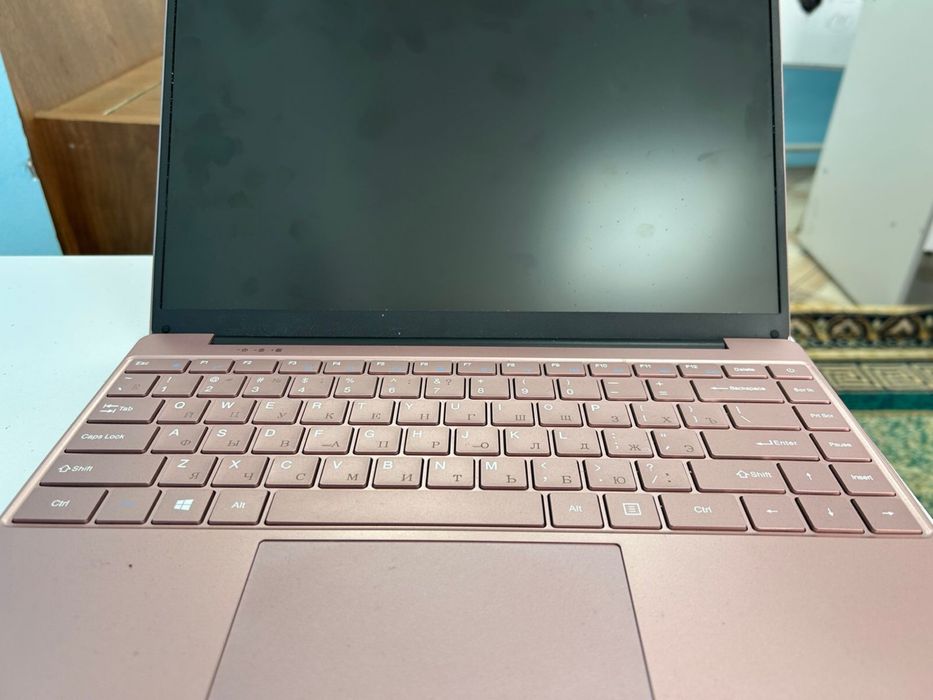 Продам ноутбук Hydra