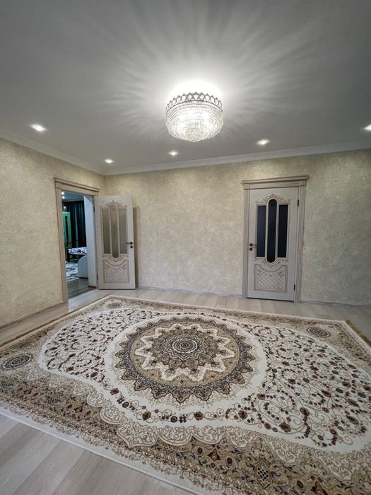 Продам двухэтажный коттедж