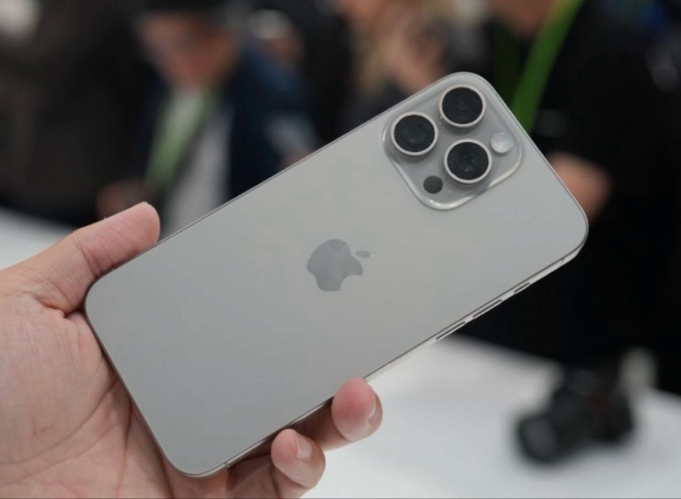 Iphone 15 pro 256 gb titanium