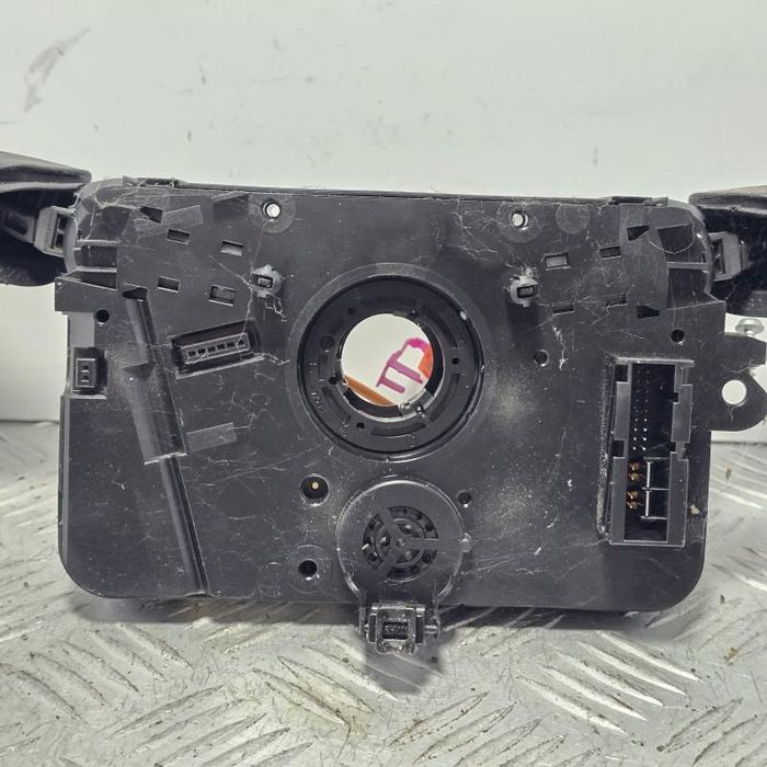 Bloc lumini spira volan Opel Astra H
