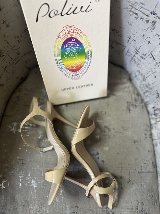 Sandale elegante din piele