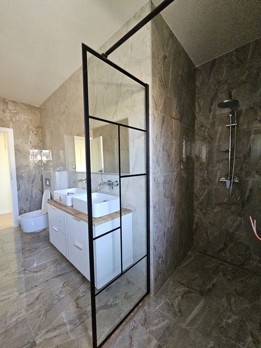 Casa single, str. 1 Decembrie, zona Valea Lupului - Rediu