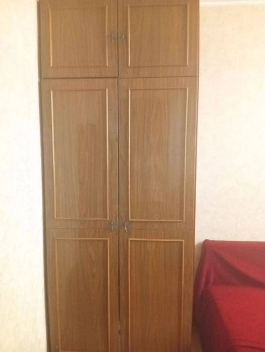 Стенка со шкафчиками