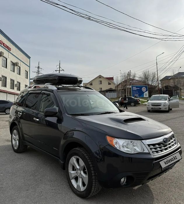Продаю машину Subaru Forester