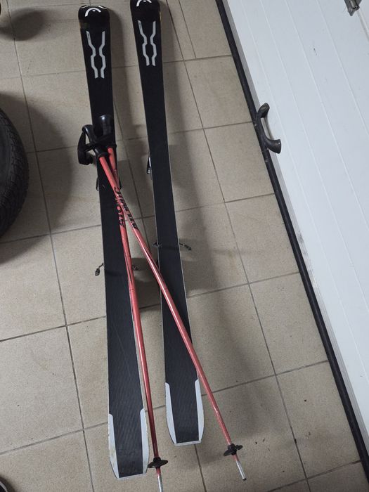 Clapari schiuri bete ski