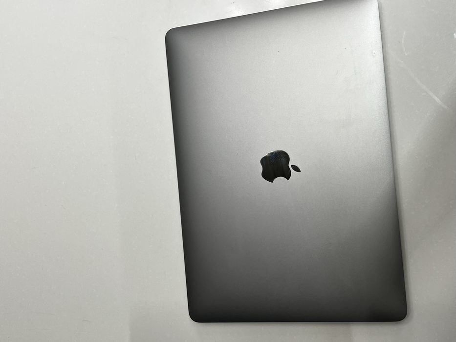 MacBook Pro 13-inch, 2020 (Intel Core i5)