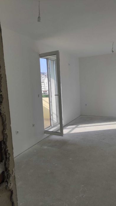 Дава се под наем Двустаен апартамент в Варна, Победа - 68 кв.м за 153000 € - Снимка #10