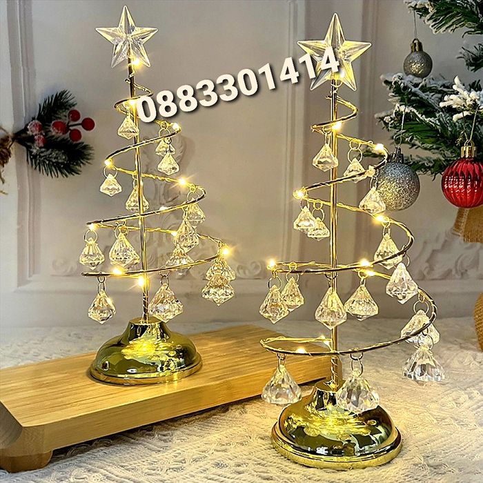 Светеща Коледна елха