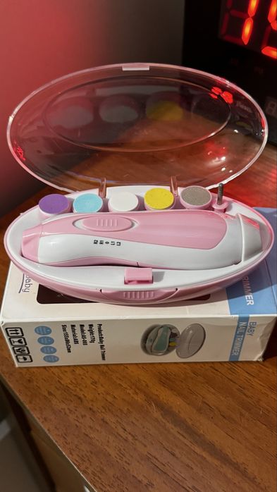 Продам машинка для ногтей детская.