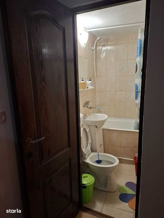 De vânzare apartament 2 camere zona APOLO