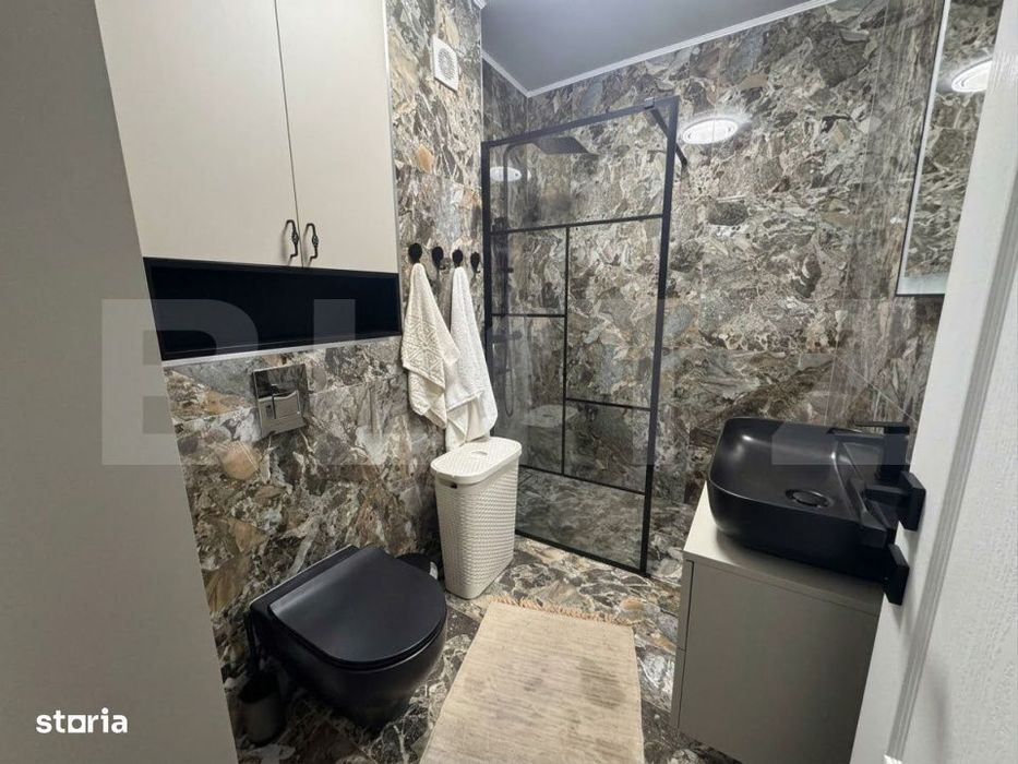 Apartament 3 camere, 68 mp, 2 parcari, zona Eroilor