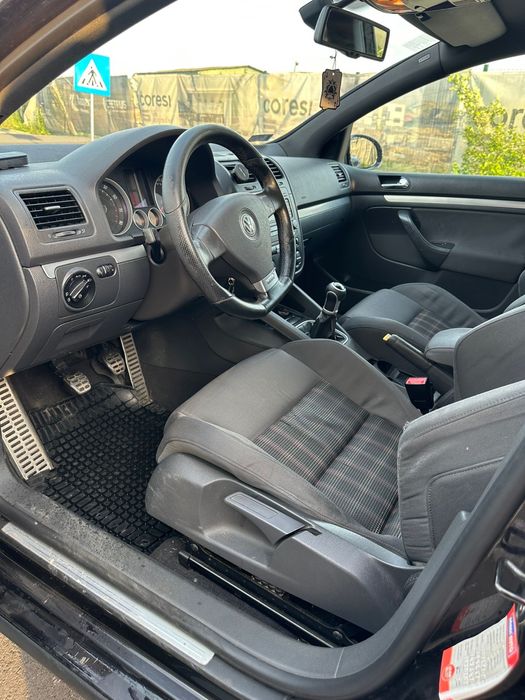 Golf 5 GTI 2005 200cp