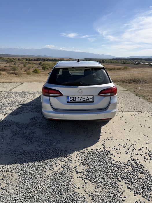 Opel Astra SportsTourer