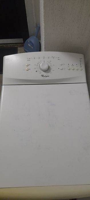 Masina de spalat Whirlpool verticala 5 kg