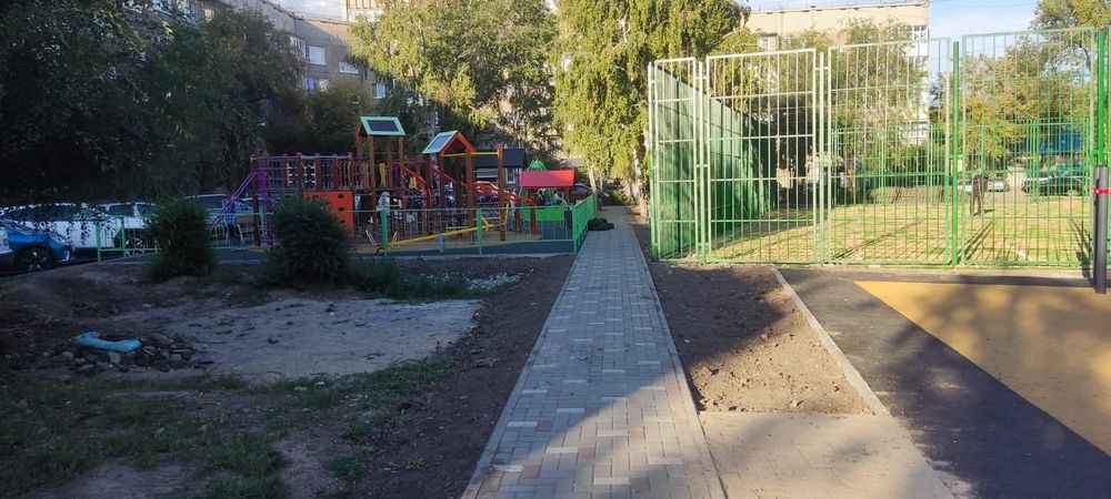 Сдаётся 1,5 на длительный срок
