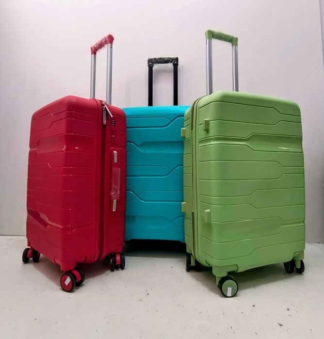 Куфари от полипропилен в среден и голям размер ( безплатна доставка/