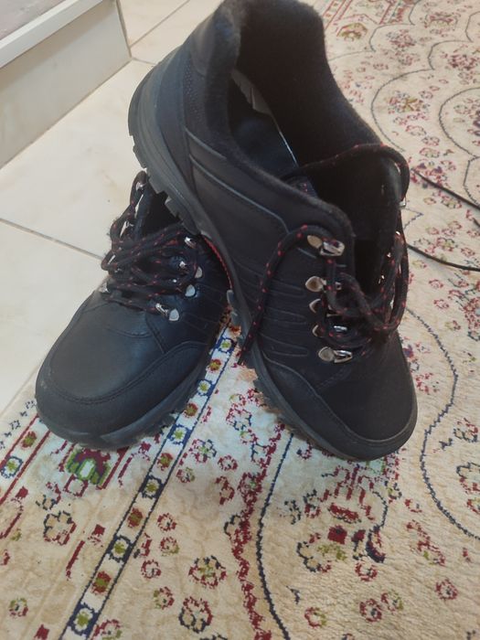 Продам мужскую обувь