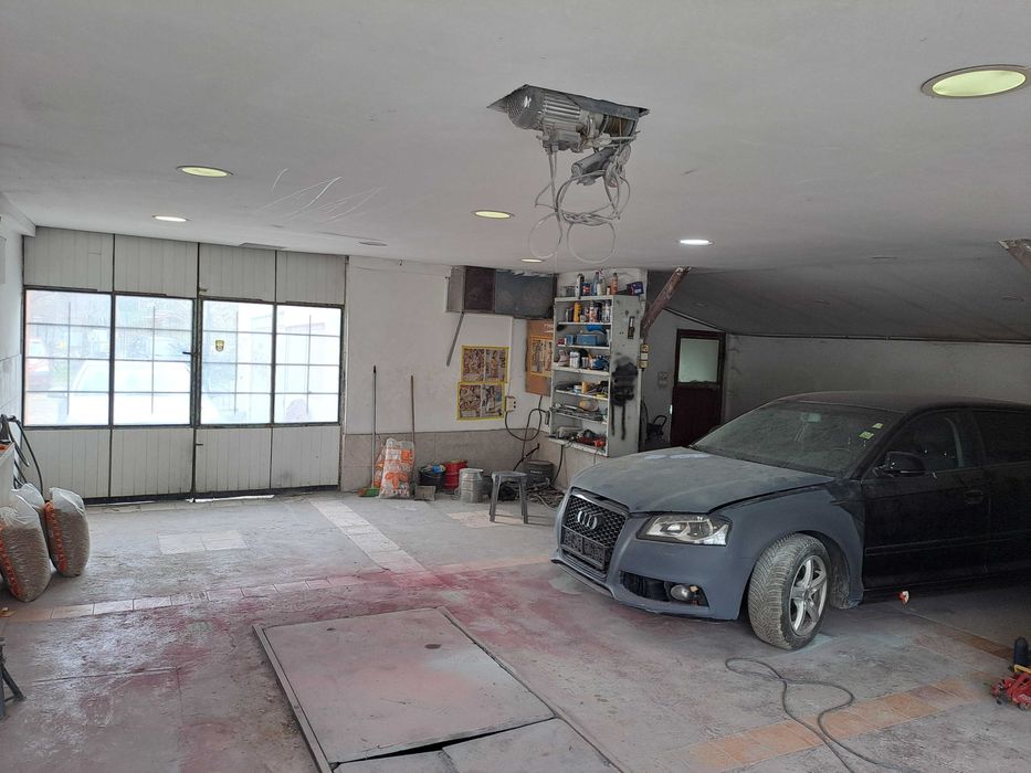 Продава се Промишлена сграда в Плевен, Дружба 3 - 167 кв.м за 809 €/кв.м - Снимка #2