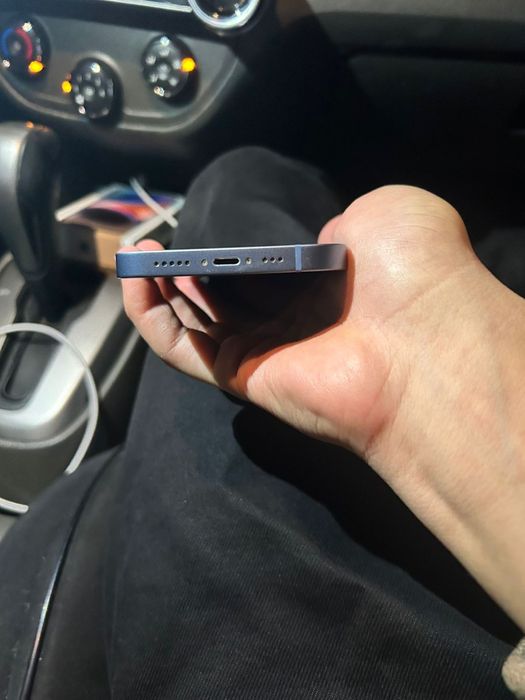 Продам Айфон 14 идеал