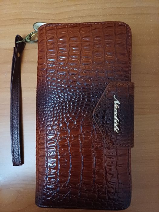 Продам клатч женский