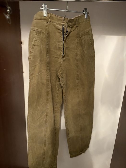 Продам брюки, кофты по 2000, планшет офицерский 10000