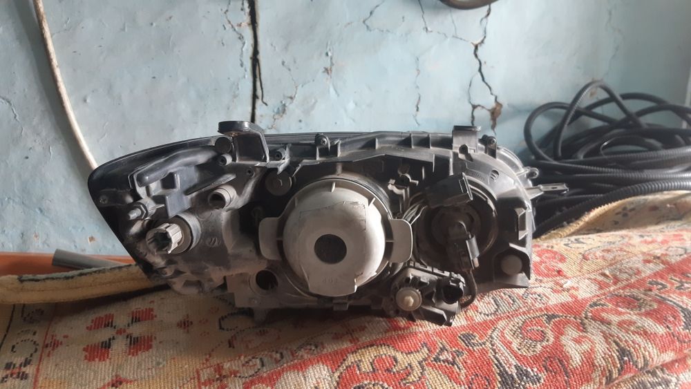 Продам фары от машины