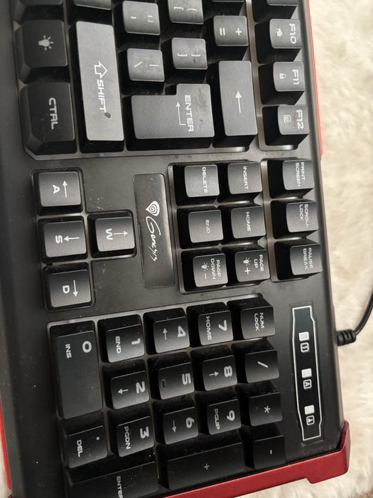 Клавиатура Генесис