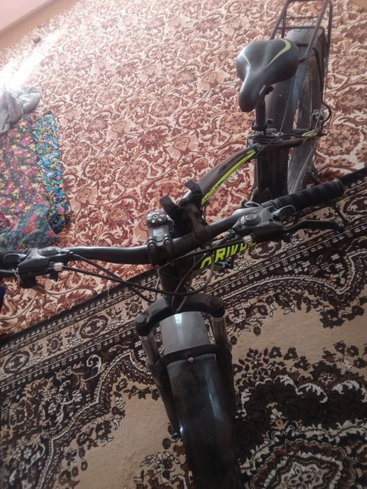 Zamonaviy Velsapet sotiladii kop haydalmagan olasz mazza qlib haydisz