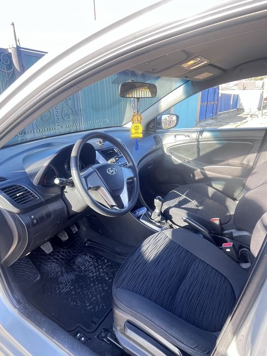 Hyuindai Accent продаю