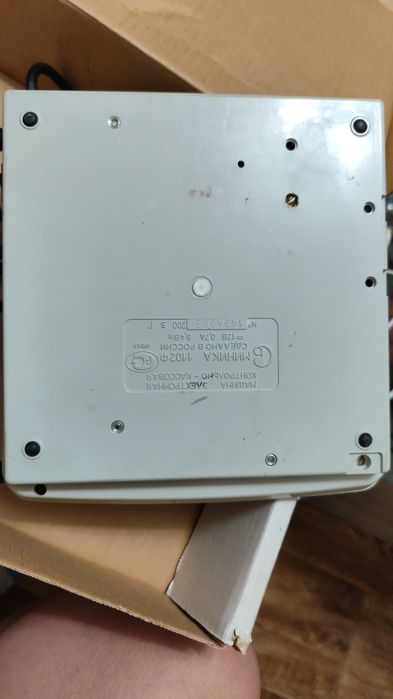 Кассовый аппарат  2 шт .Миника 1102 .