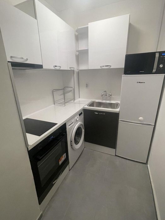 Дава се под наем Двустаен апартамент в София, Иван Вазов - 50 кв.м за 575 € - Снимка #2