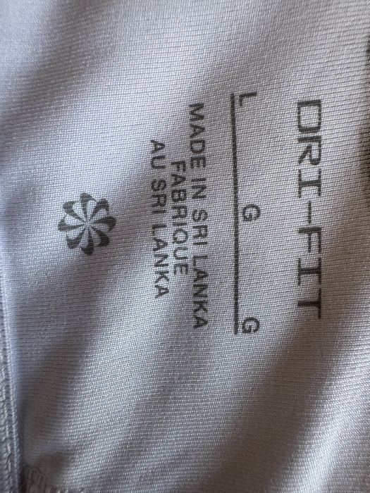 Дамско бюстие Nike