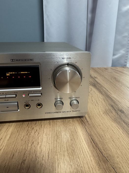 Vand Deck Onkyo integra TA-6711
