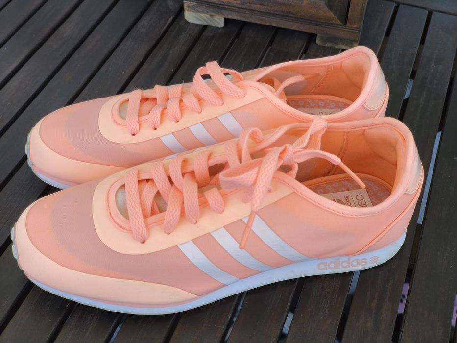 Adidas, оригинални маратонки, номер 38