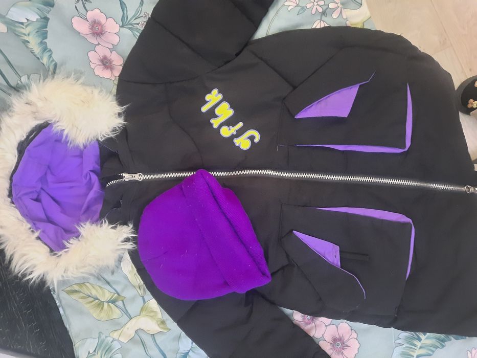 Продаю куртку и шапку