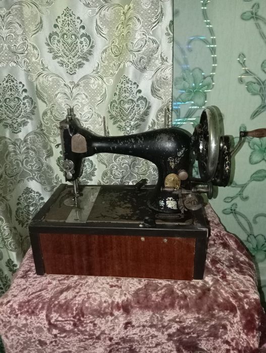 Продается Singer швейная машинка ручная