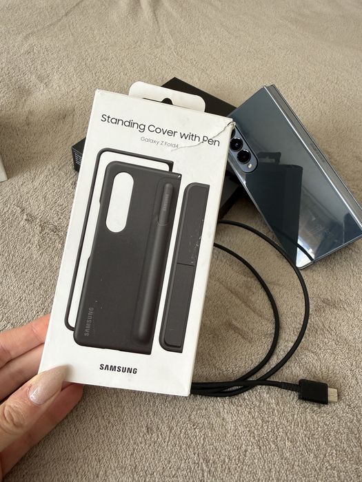 Samsung Galaxy Z Fold 4