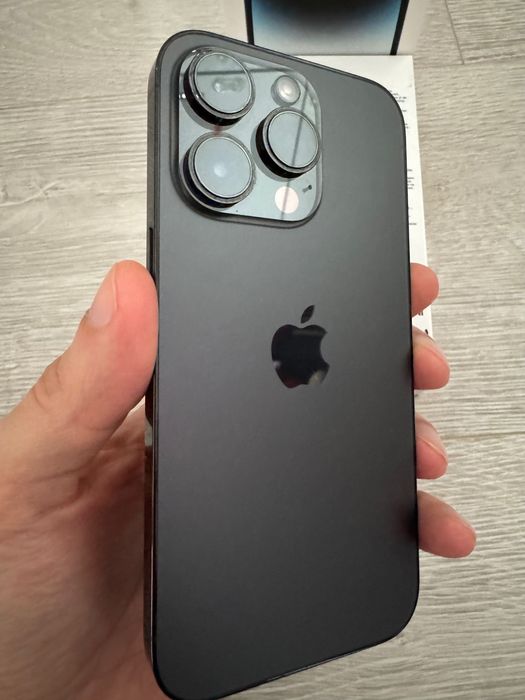 iPhone 14 Pro - Space Black, 128GB - stare excelentă + accesorii
