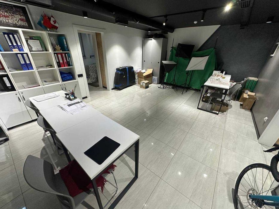 Продается Евро офис,  ЦУМ, 110 школа, 160м2