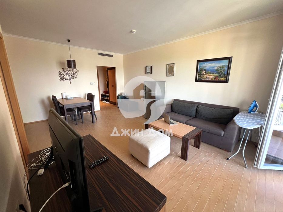 Двустаен aпартамент на ПЪРВА ЛИНИЯ в к-с „Маджестик“, к.к Слънчев бряг