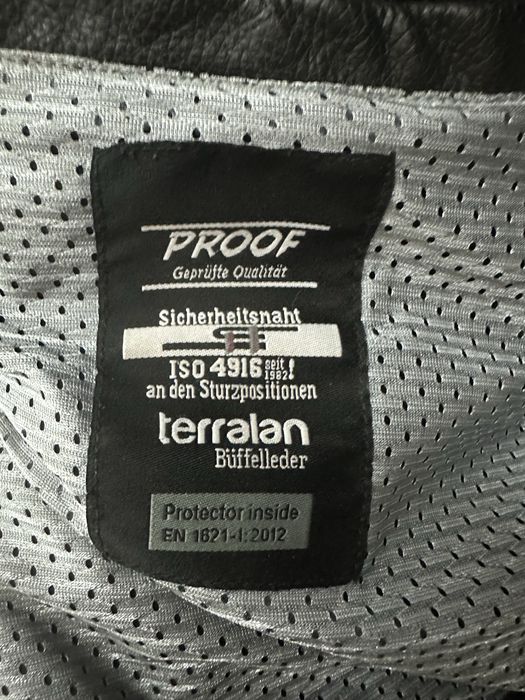 Кожено яке и панталон размер 56