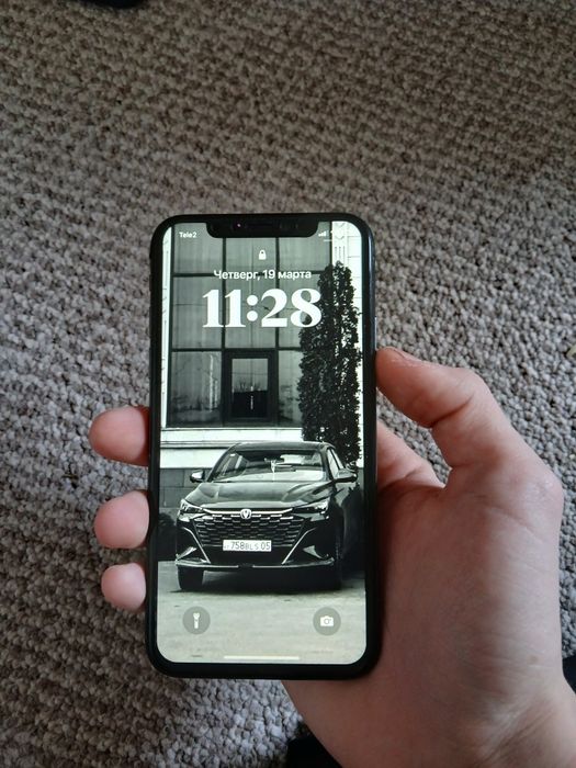 Айфон Х в хорошом состояние