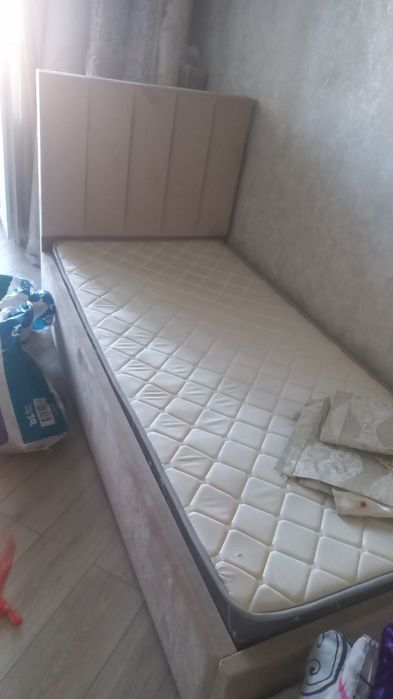 Кровать продаётся