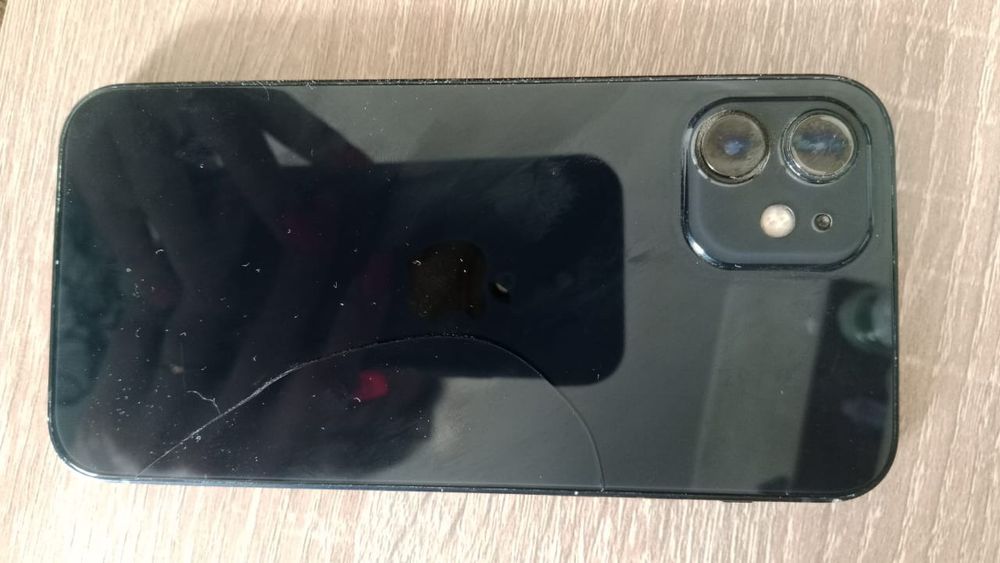 Iphone 12 продам