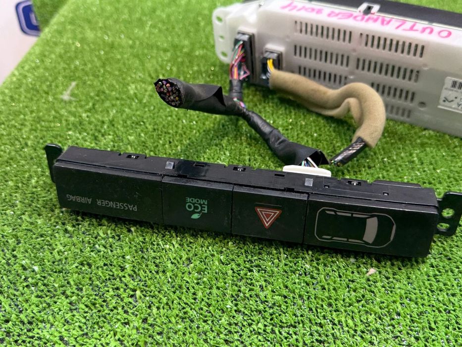 PANOU COMANDA CLIMA / AC MITSUBISHI OUTLANDER PLUG-IN HYBRID 2.0 BENZINA ELECTRIC 2014 COD OEM 7820A474XA / BREAK 2012-2021