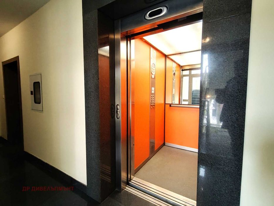 Продава се Тристаен апартамент в София, Манастирски ливади - 85 кв.м за 1290 €/кв.м - Снимка #15