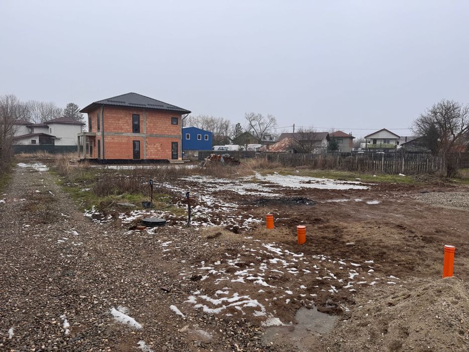 Ciolpani: teren intravilan 500 mp intre padure si DN - zona de case