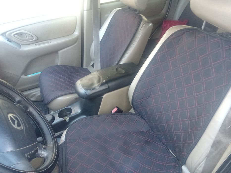 Продам срочно Mazda Tribute