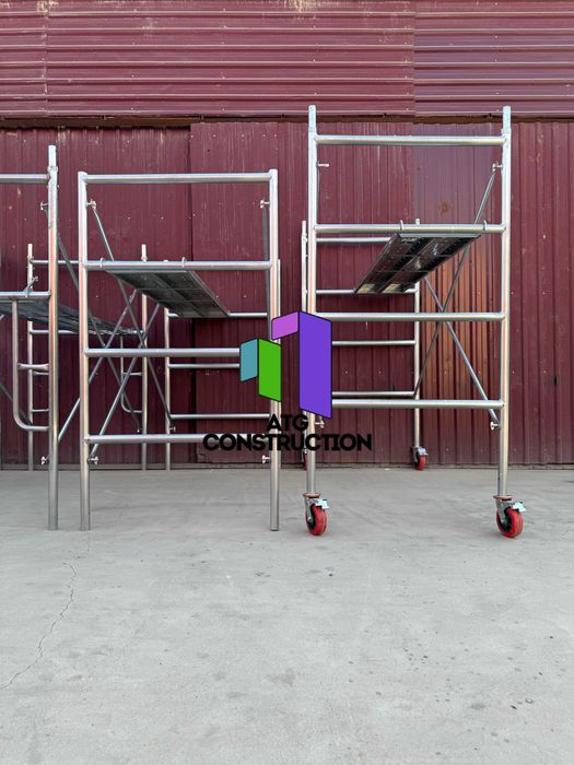 Леса строительные с настилом и колесами с тормозом, оцинкованные Китай