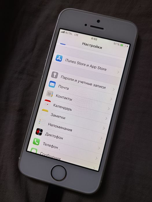 Продам  айфон 5s в идеале телефон